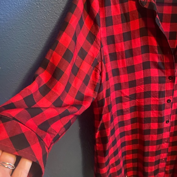 Christopher & Banks Petite lightweight faux red and black flannel - Picture 2 of 3